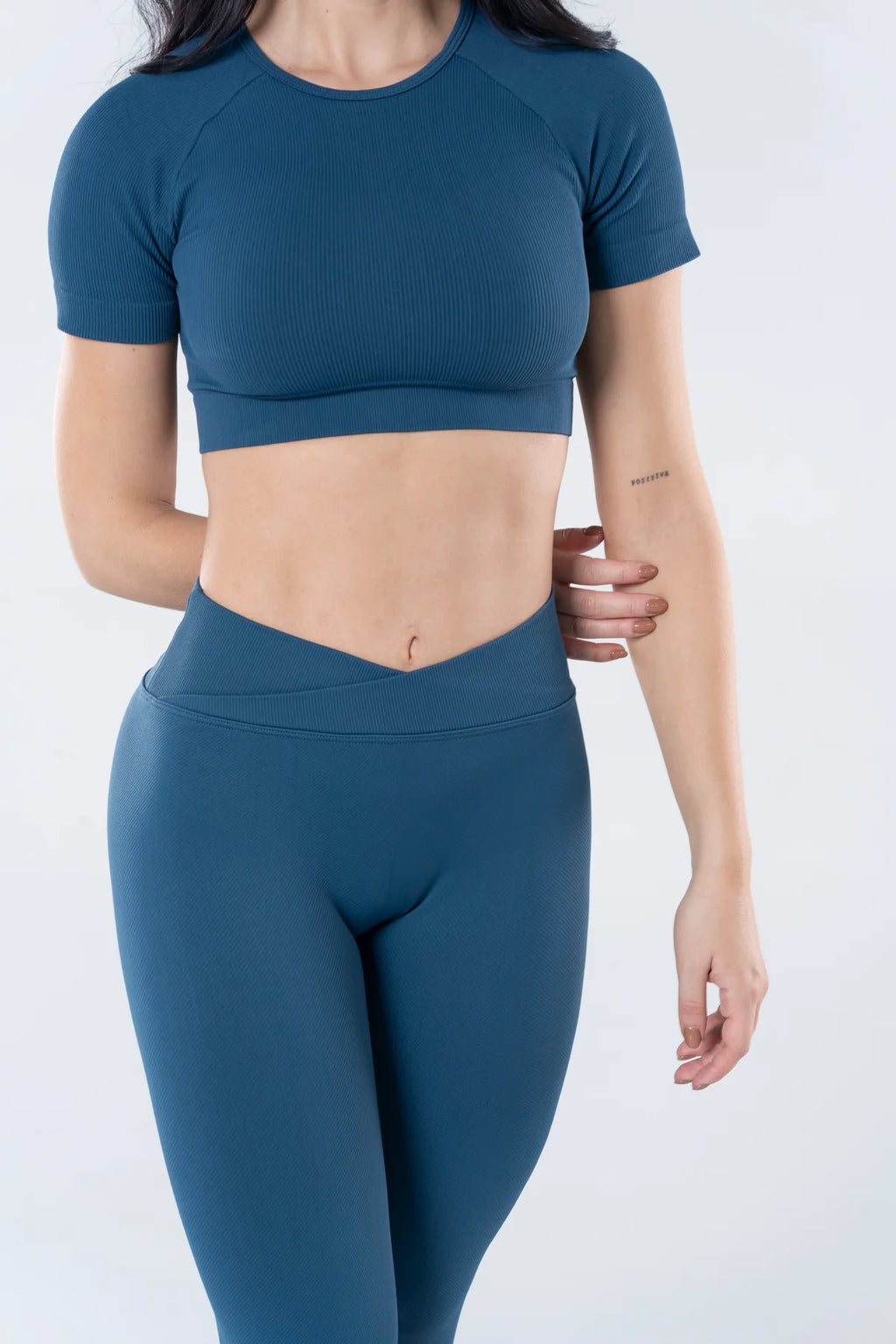 Top Ariella